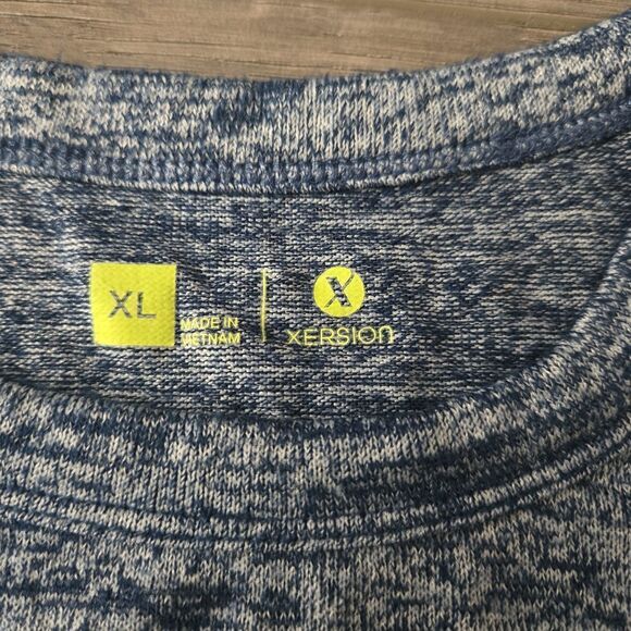 Workout top - Picture 3 of 4